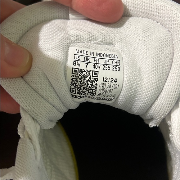 Adidas White Black Sneakers with Brown Gum Sole - Picture 6 of 10